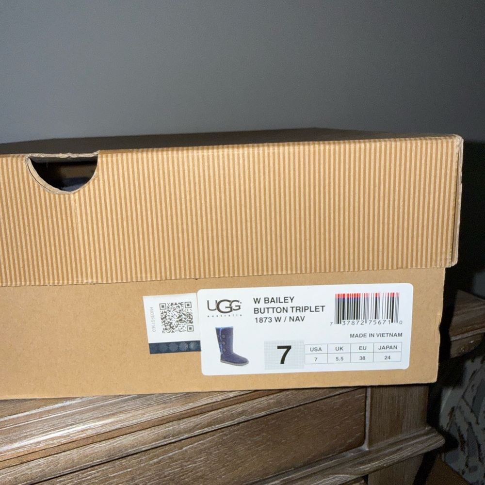 UGG Bailey Button Triplet Boots - Navy